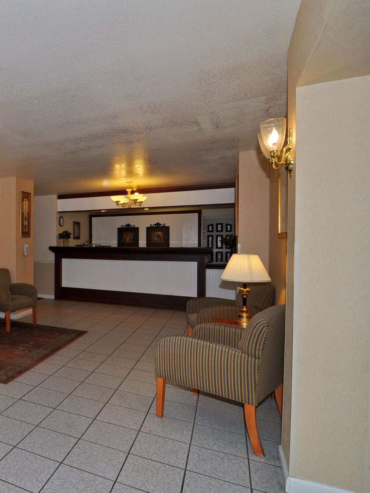 Hotel Best Western Luxury Inn photo 3
