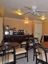 Hotel Best Western Luxury Inn photo 4