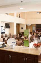 Hotel Hampton Inn & Suites Oakland Airport - Alameda photo 2