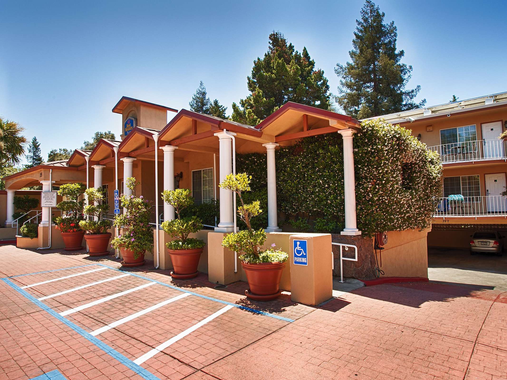 Best Western Plus Riviera