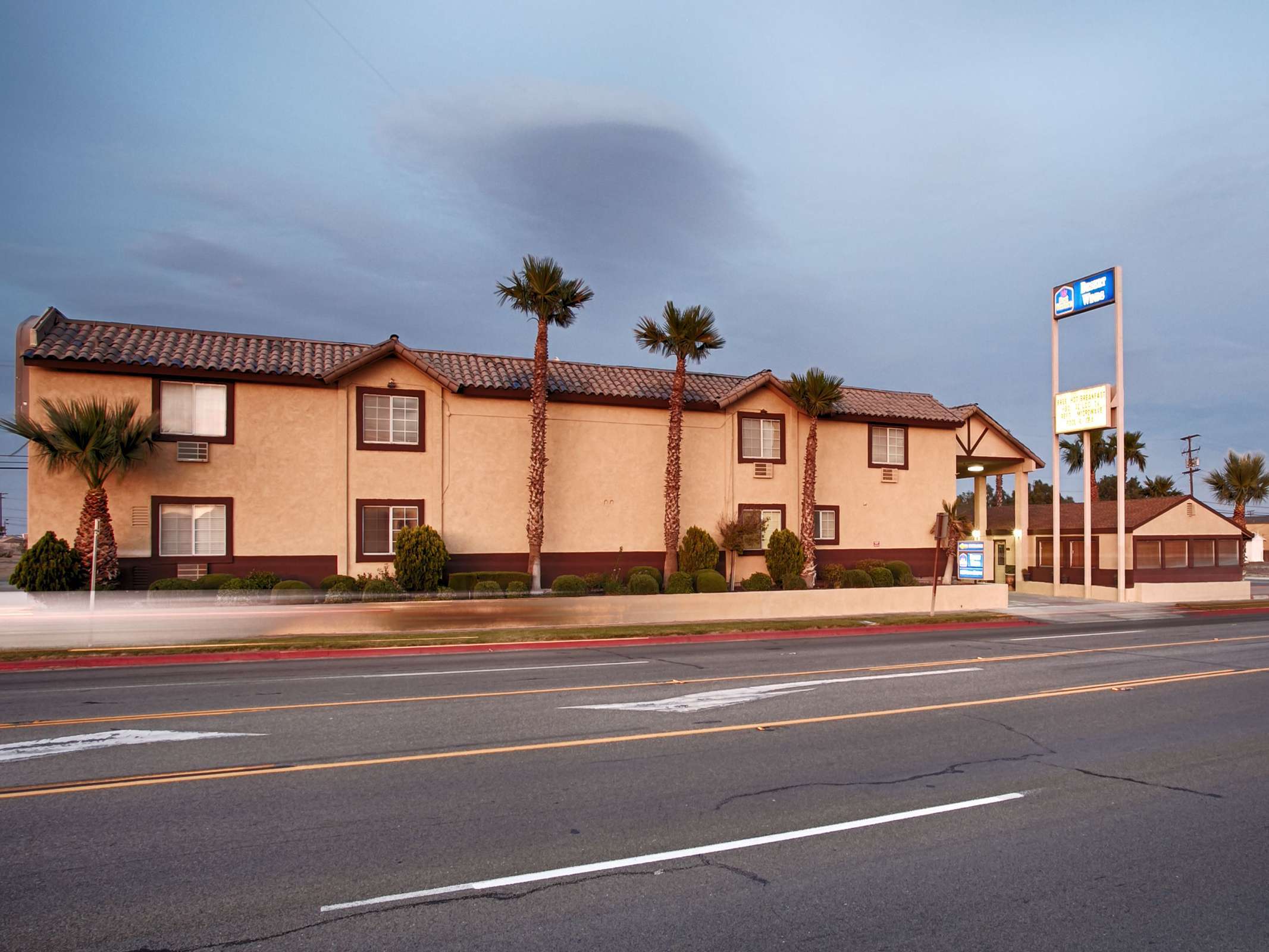 Best Western Desert Winds
