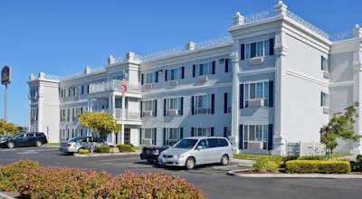 Best Western Salinas Monterey Hotel
