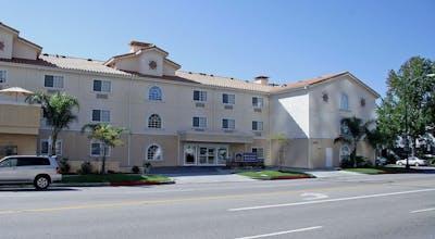 Best Western Plus Media Center Inn & Suites