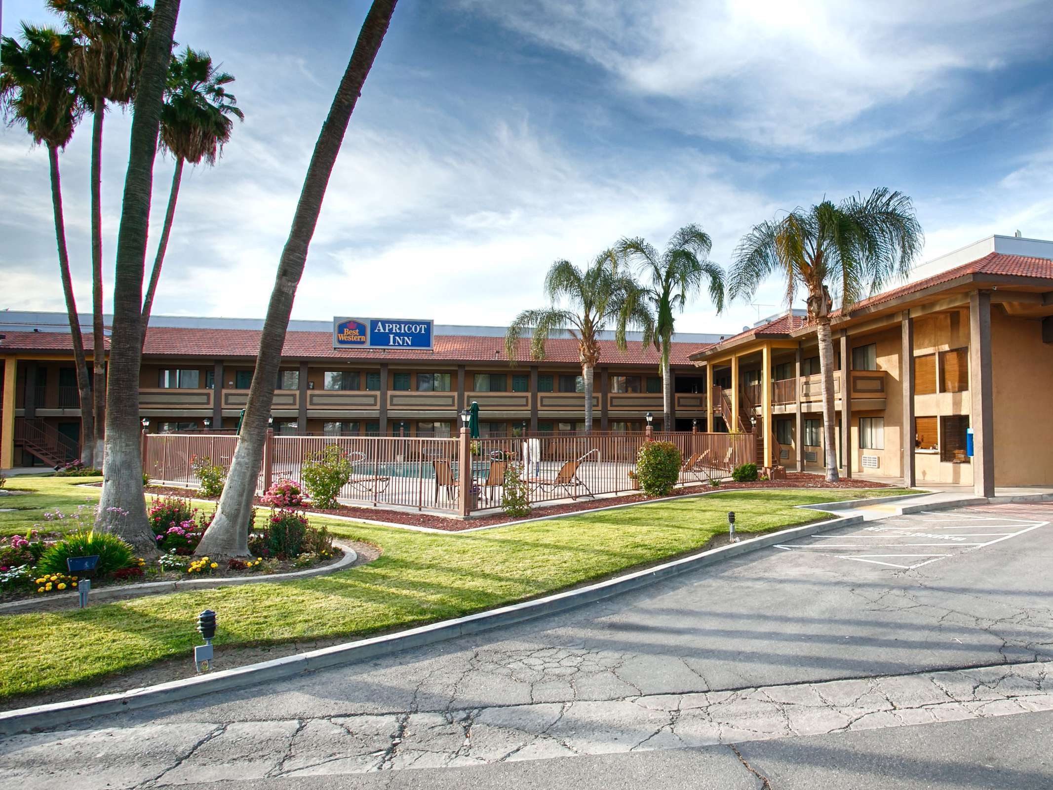 Best Western Apricot Inn
