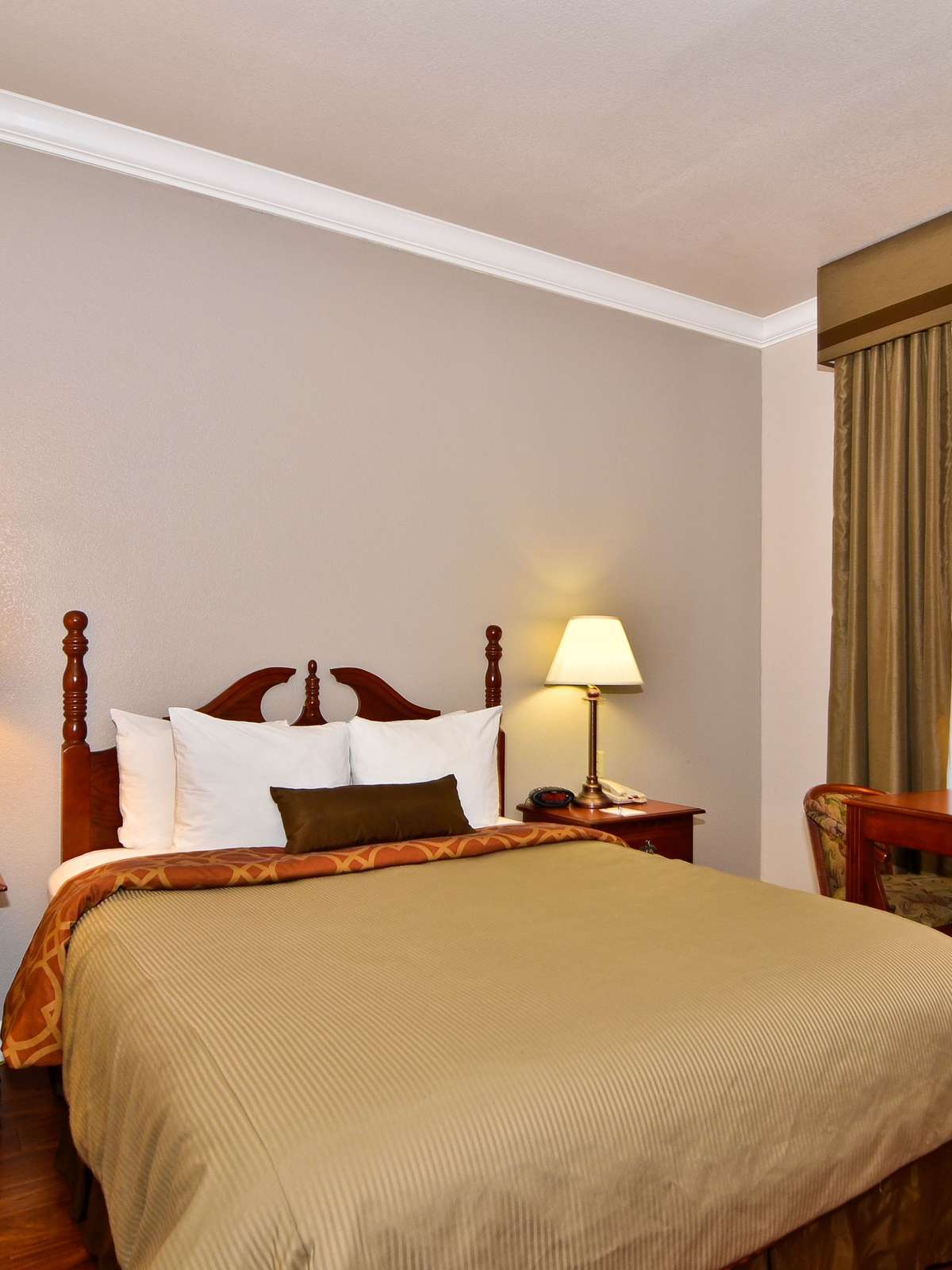 Hotel Best Western Bishop Lodge photo 1