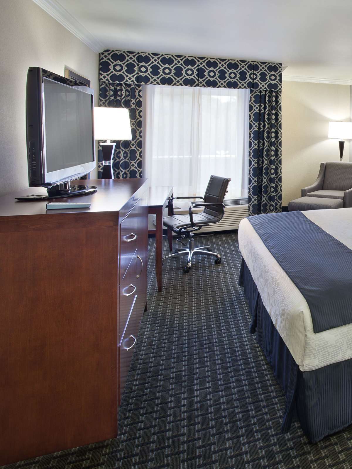 Hotel Best Western Plus Marina Shores Hotel photo 2