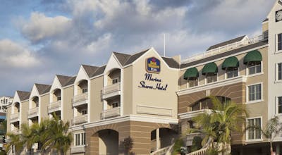 Best Western Plus Marina Shores Hotel
