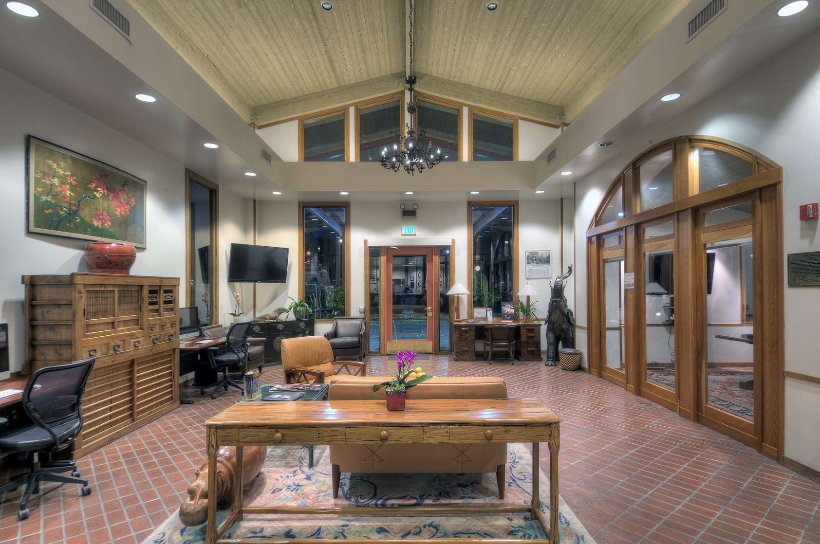 Hotel Dinah's Garden Hotel photo 1