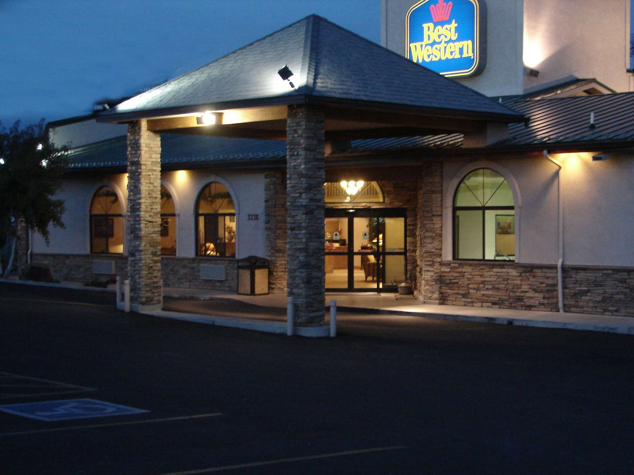 Best Western Grande River Inn & Suites