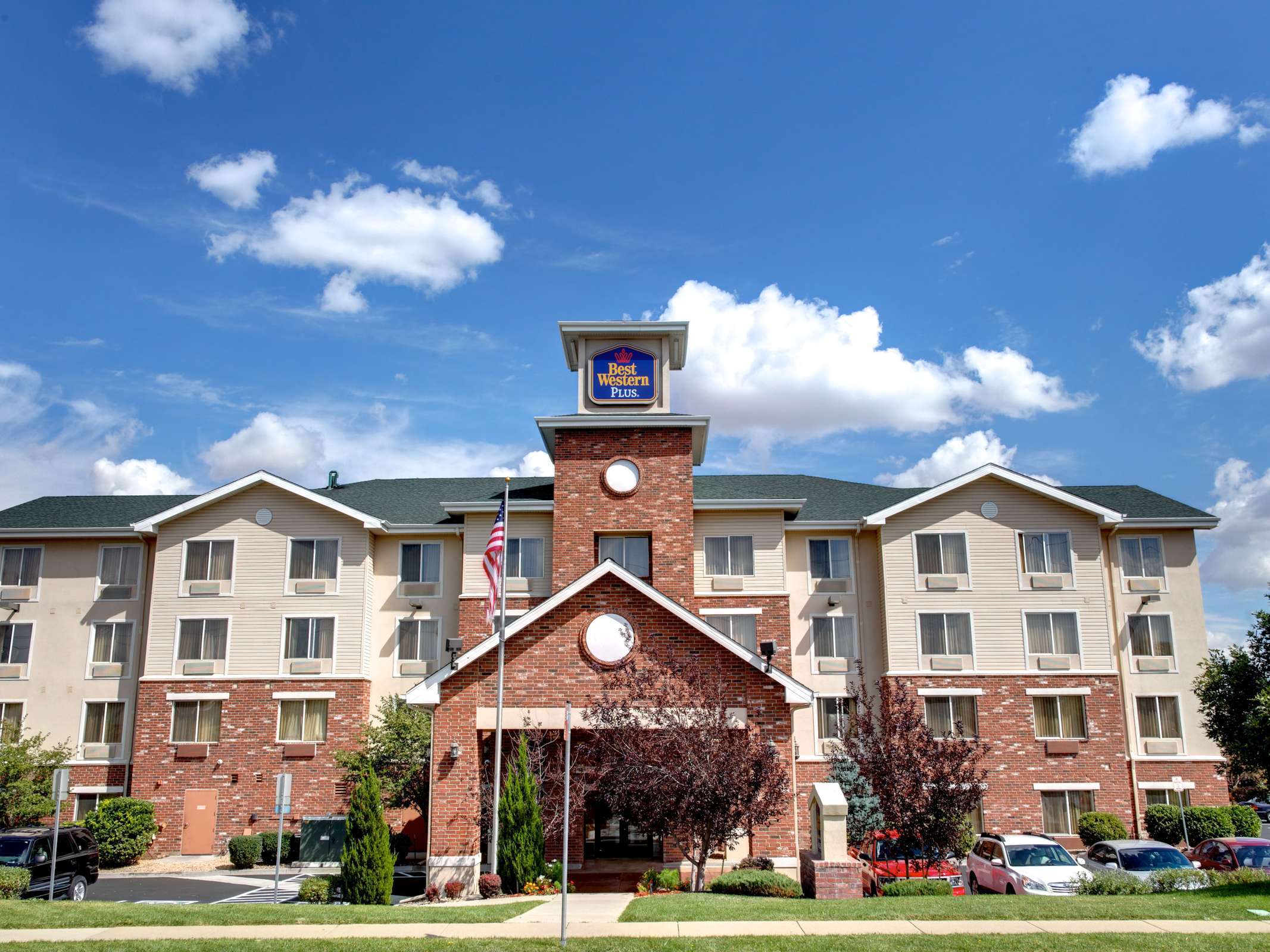 Best Western Plus Gateway Inn & Suites