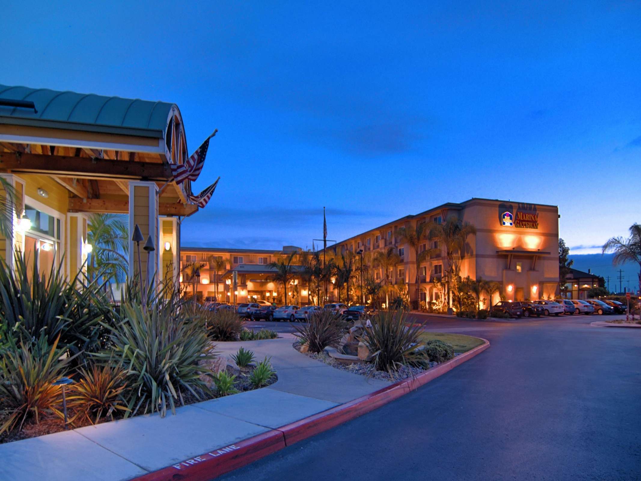Best Western Plus Marina Gateway Hotel