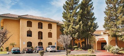 Best Western Plus Heritage Inn