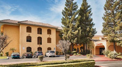 Best Western Plus Heritage Inn