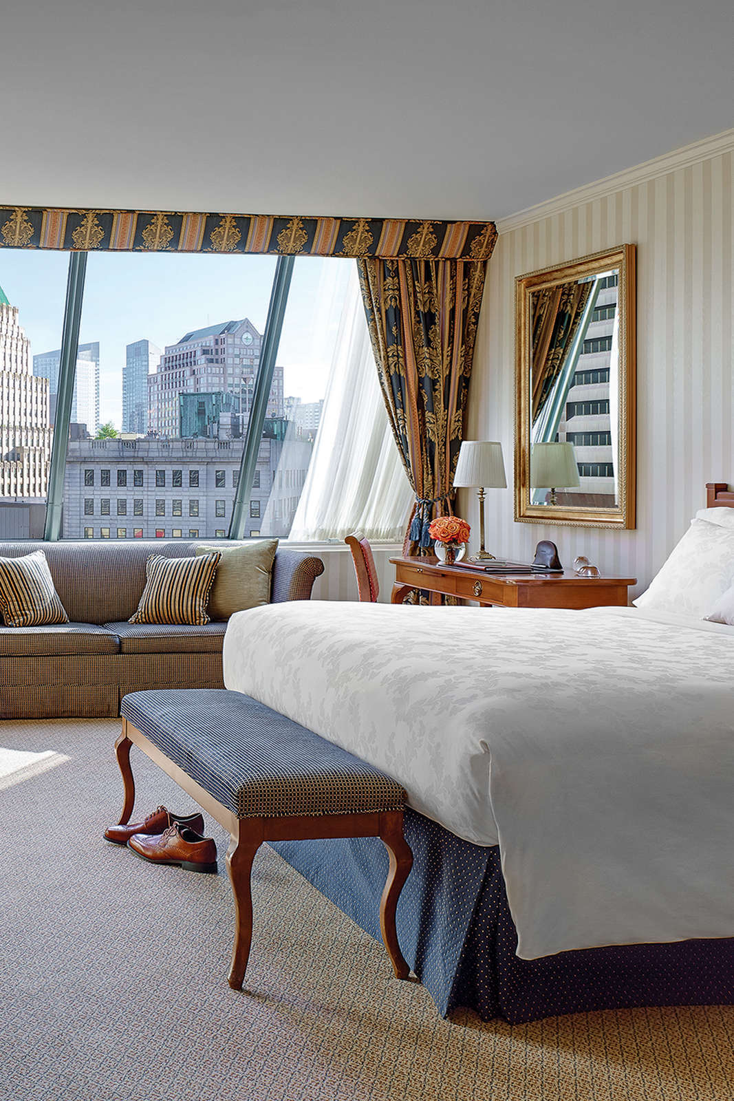 Hotel The Langham Boston photo 2