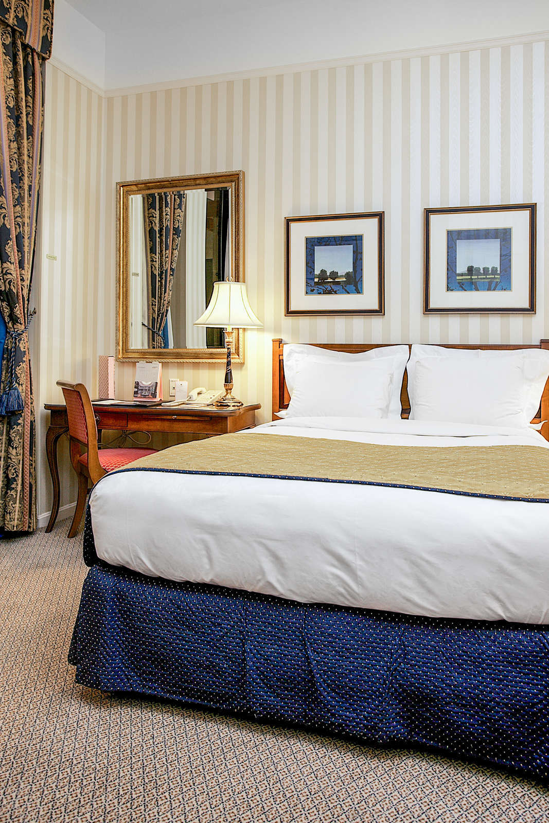 Hotel The Langham Boston photo 3