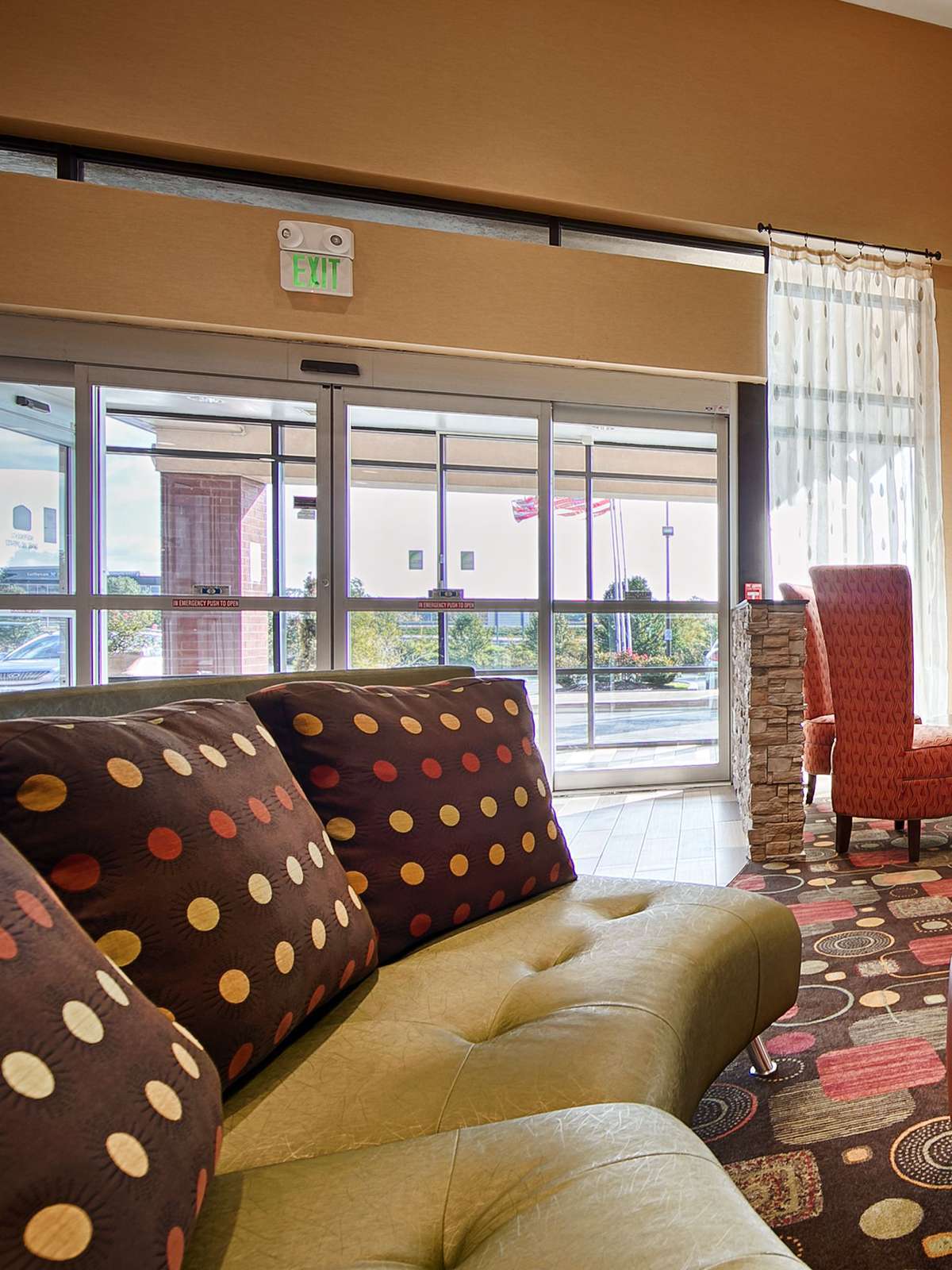 Hotel Best Western Luxbury Inn Fort Wayne photo 4