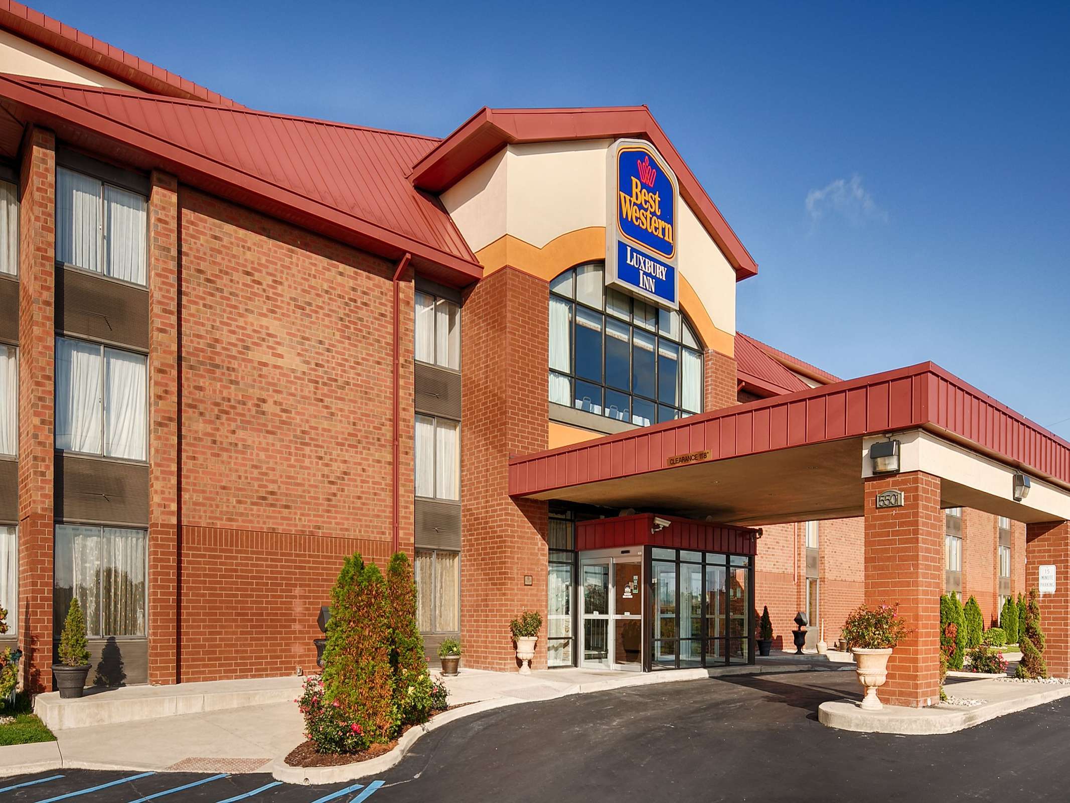 Best Western Luxbury Inn Fort Wayne