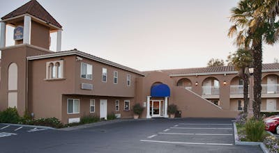Best Western Plus Executive Suites