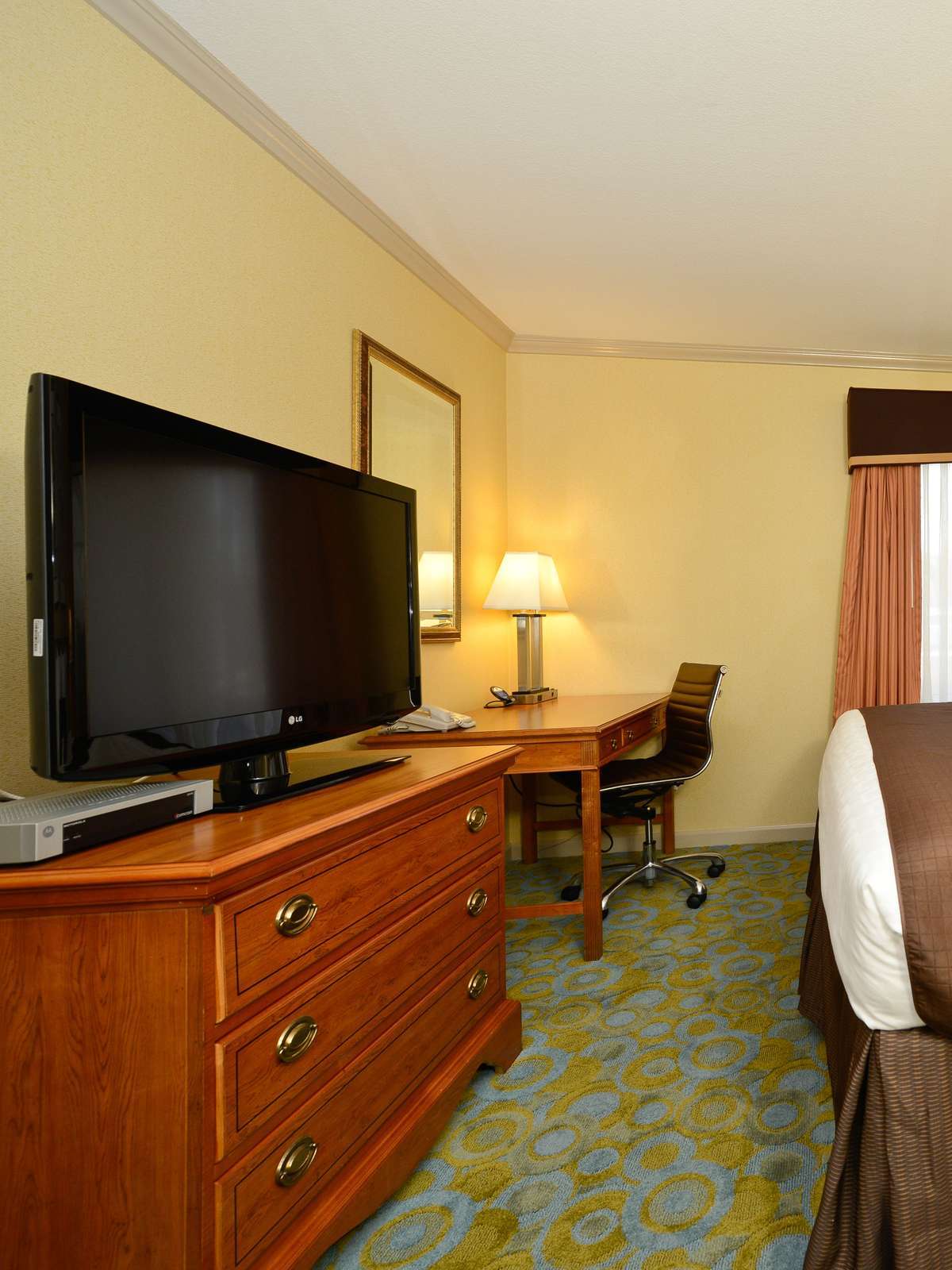 Hotel Best Western Plus Executive Suites photo 2