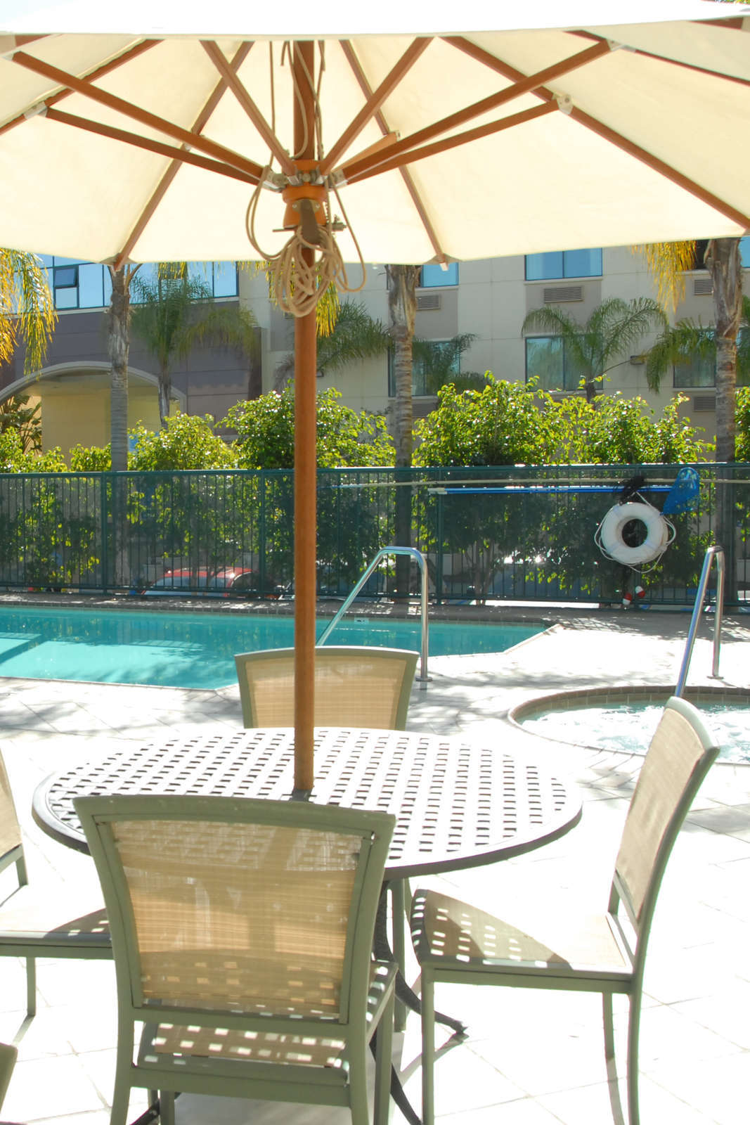 Hotel Ramada Plaza Anaheim photo 4