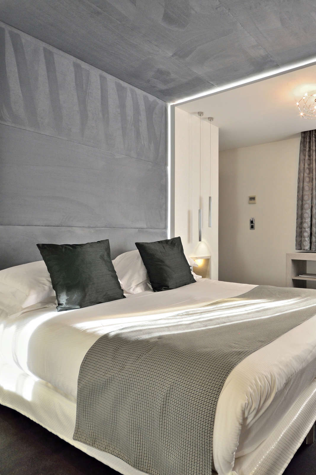 Hotel Hôtel Cézanne photo 2