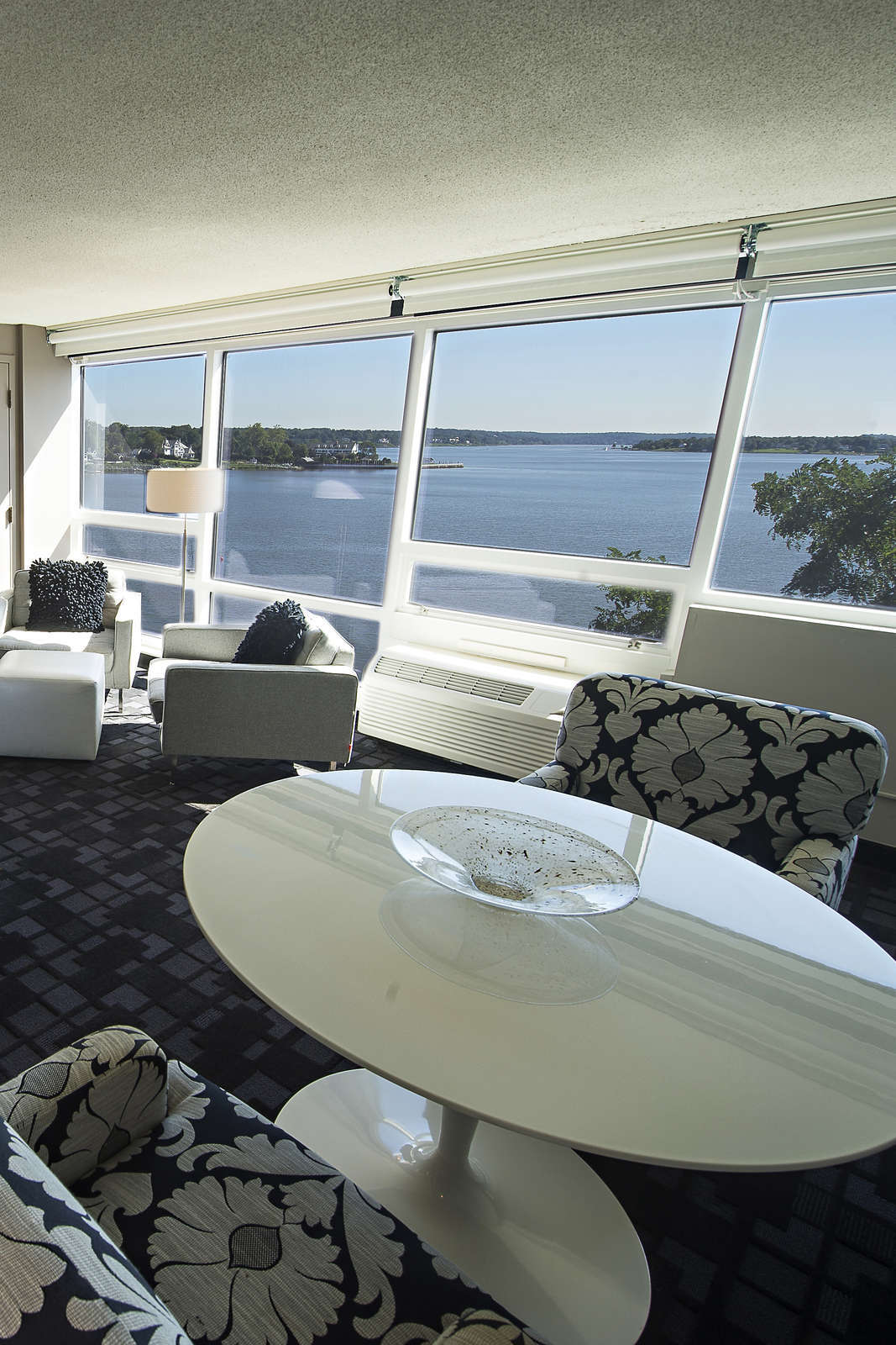 Hotel Oyster Point Hotel photo 4