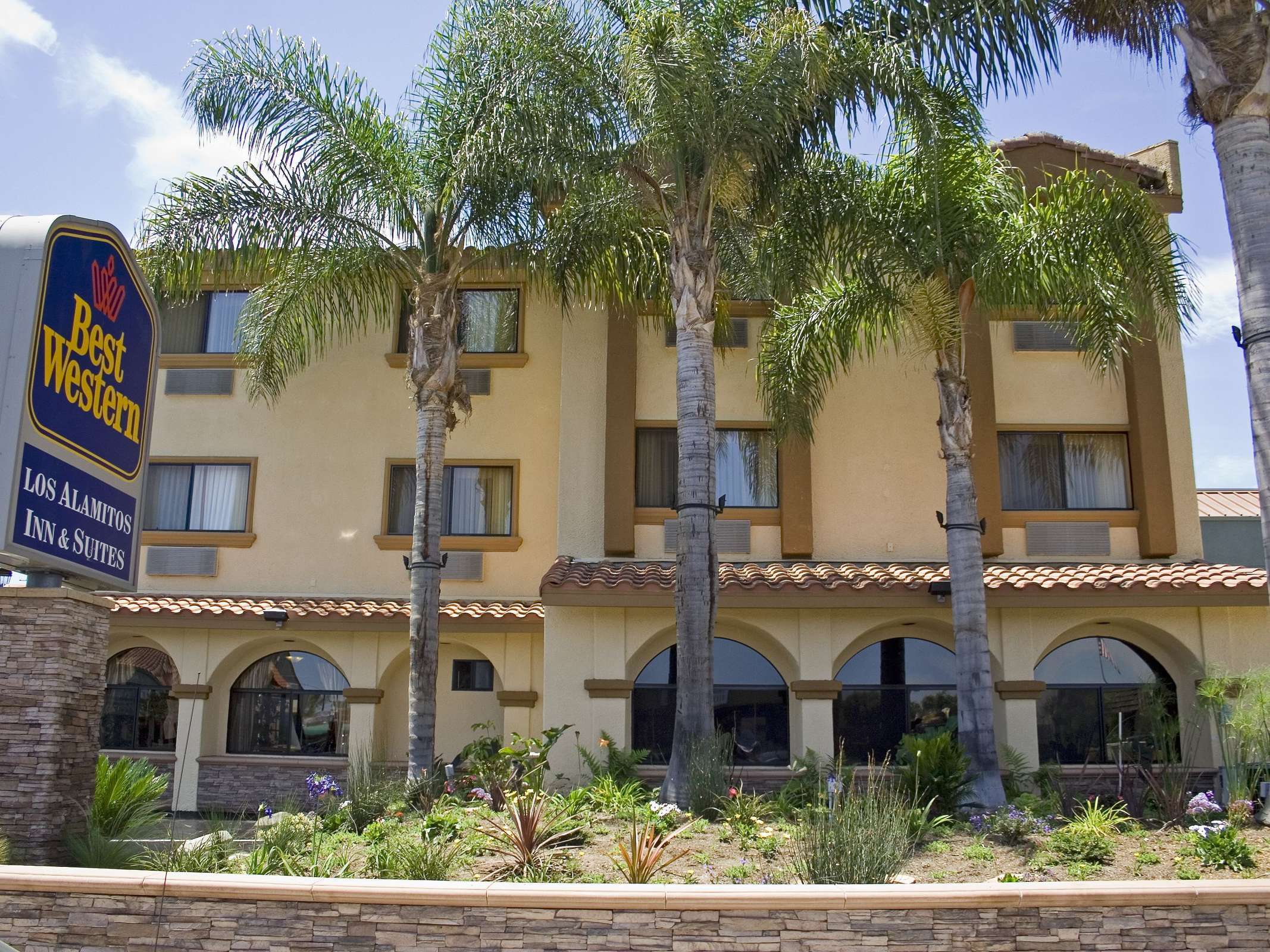 Best Western Los Alamitos Inn & Suites