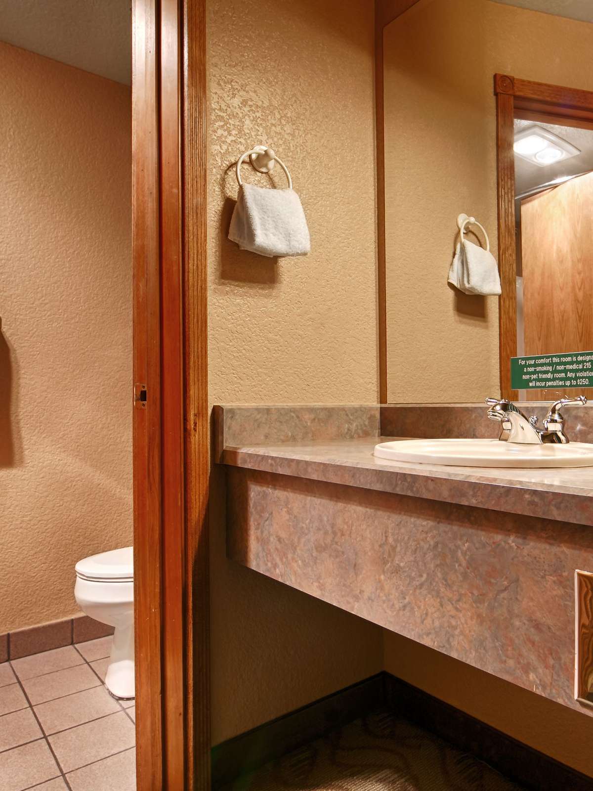 Hotel Best Western Plus Bayshore Inn photo 3