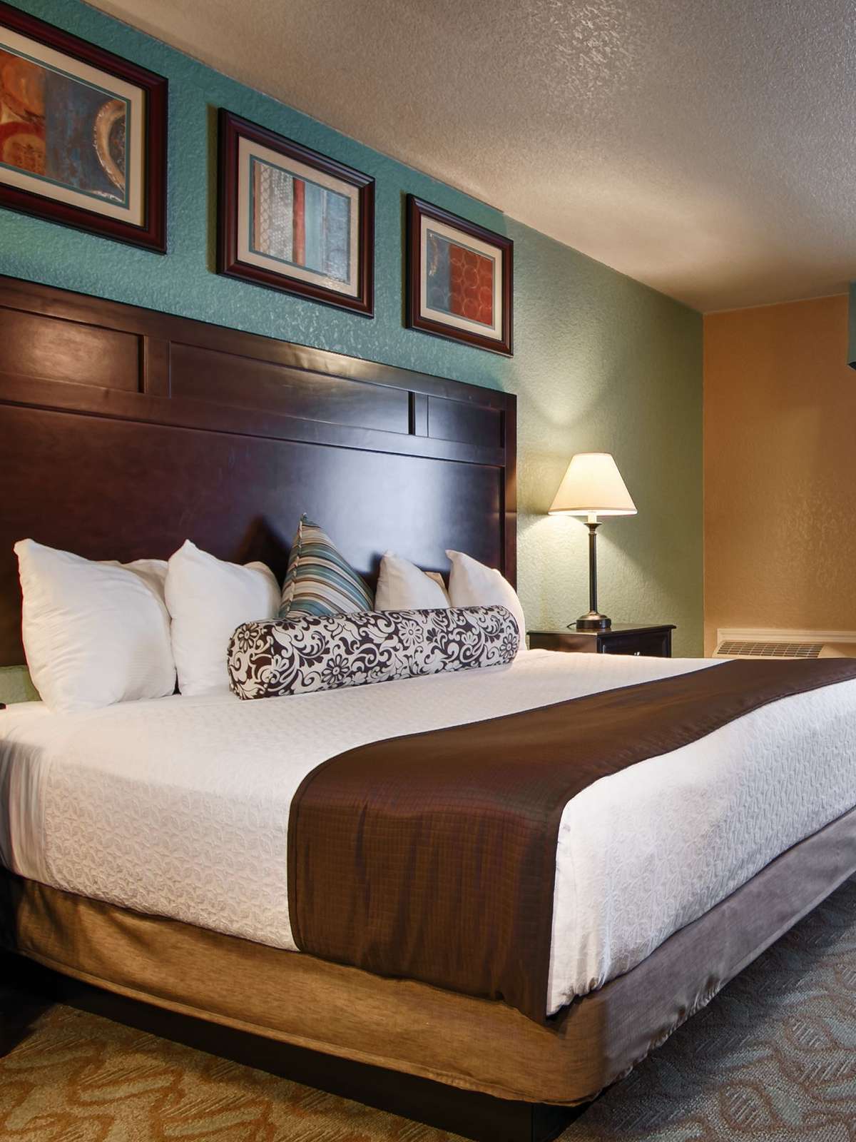 Hotel Best Western Plus Bayshore Inn photo 1