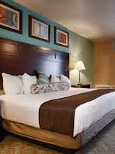 Hotel Best Western Plus Bayshore Inn photo 1