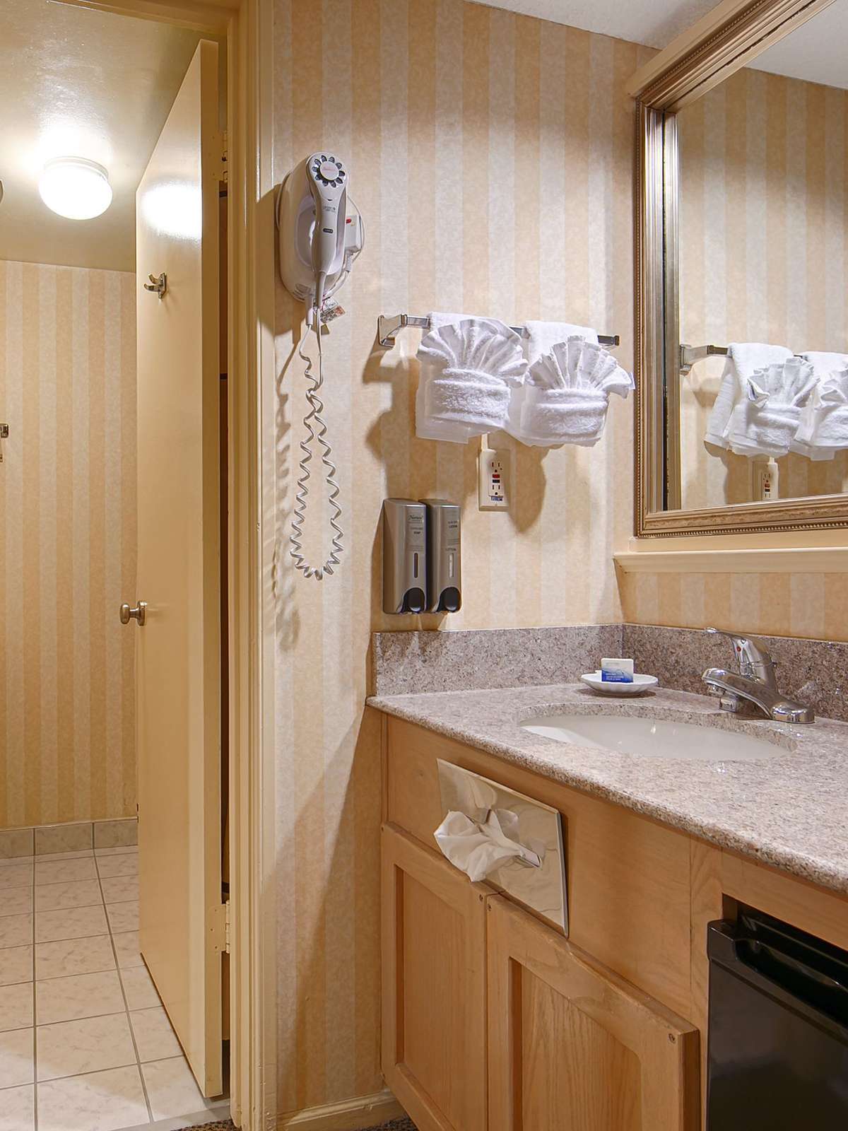 Hotel Best Western Plus Hill House photo 3