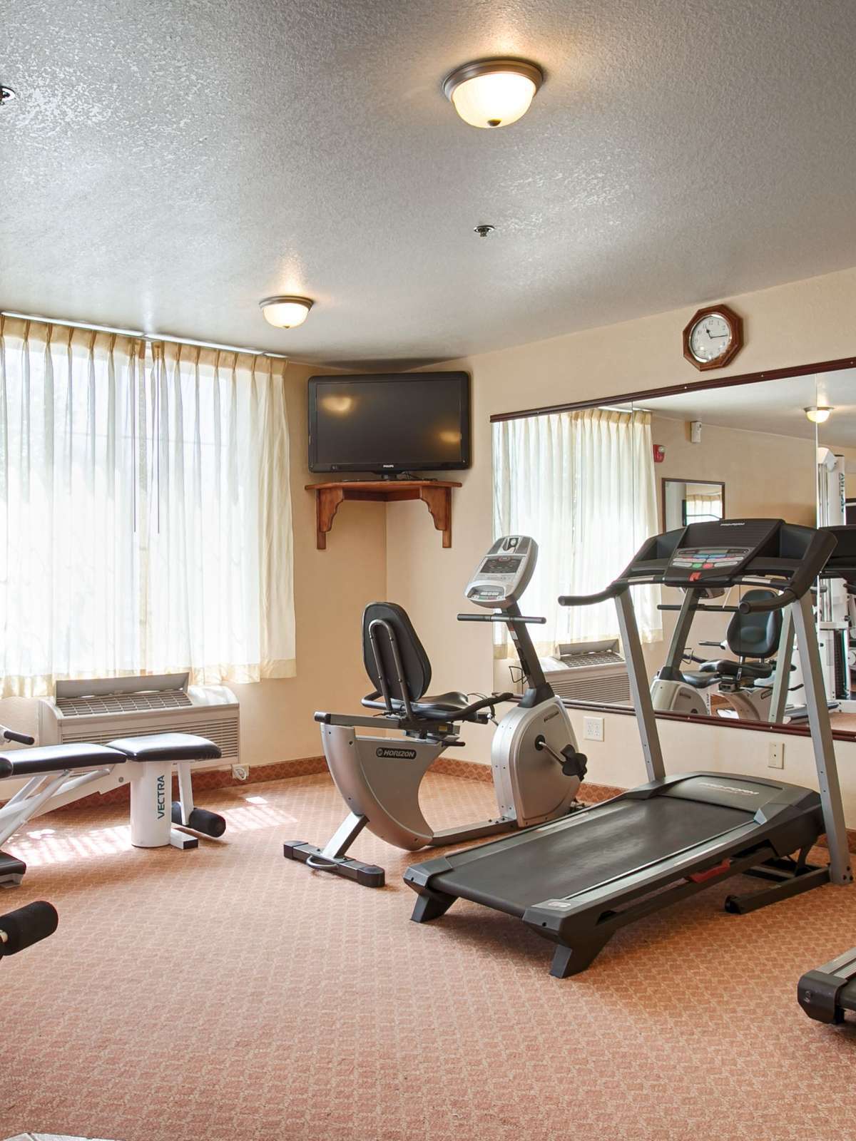 Hotel Best Western Plus John Jay Inn & Suites photo 5