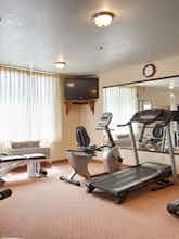 Hotel Best Western Plus John Jay Inn & Suites photo 5