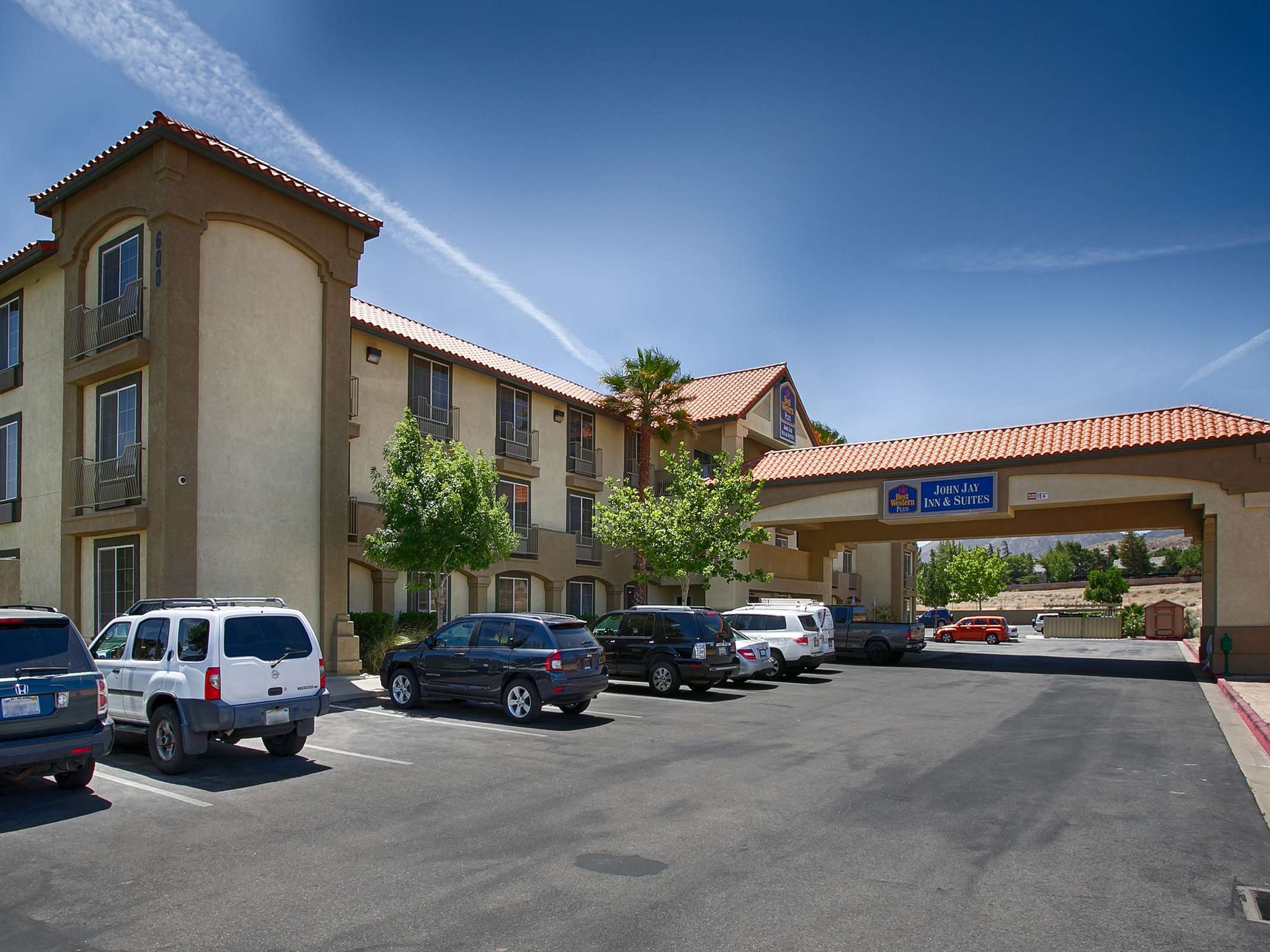 Best Western Plus John Jay Inn & Suites
