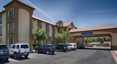 Best Western Plus John Jay Inn & Suites