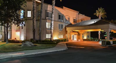 Best Western Plus Villa Del Lago Inn