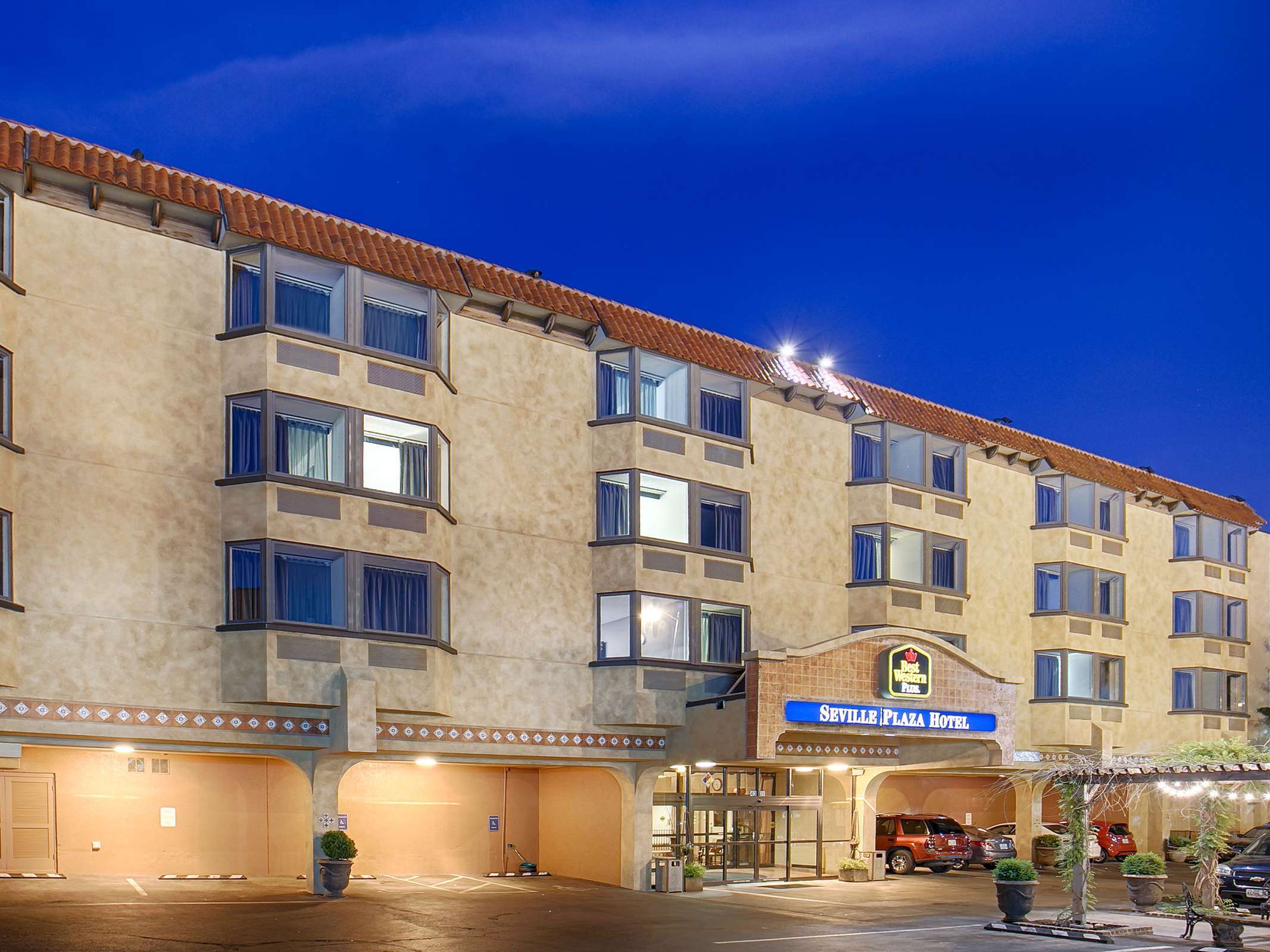 Best Western Plus Seville Plaza Hotel