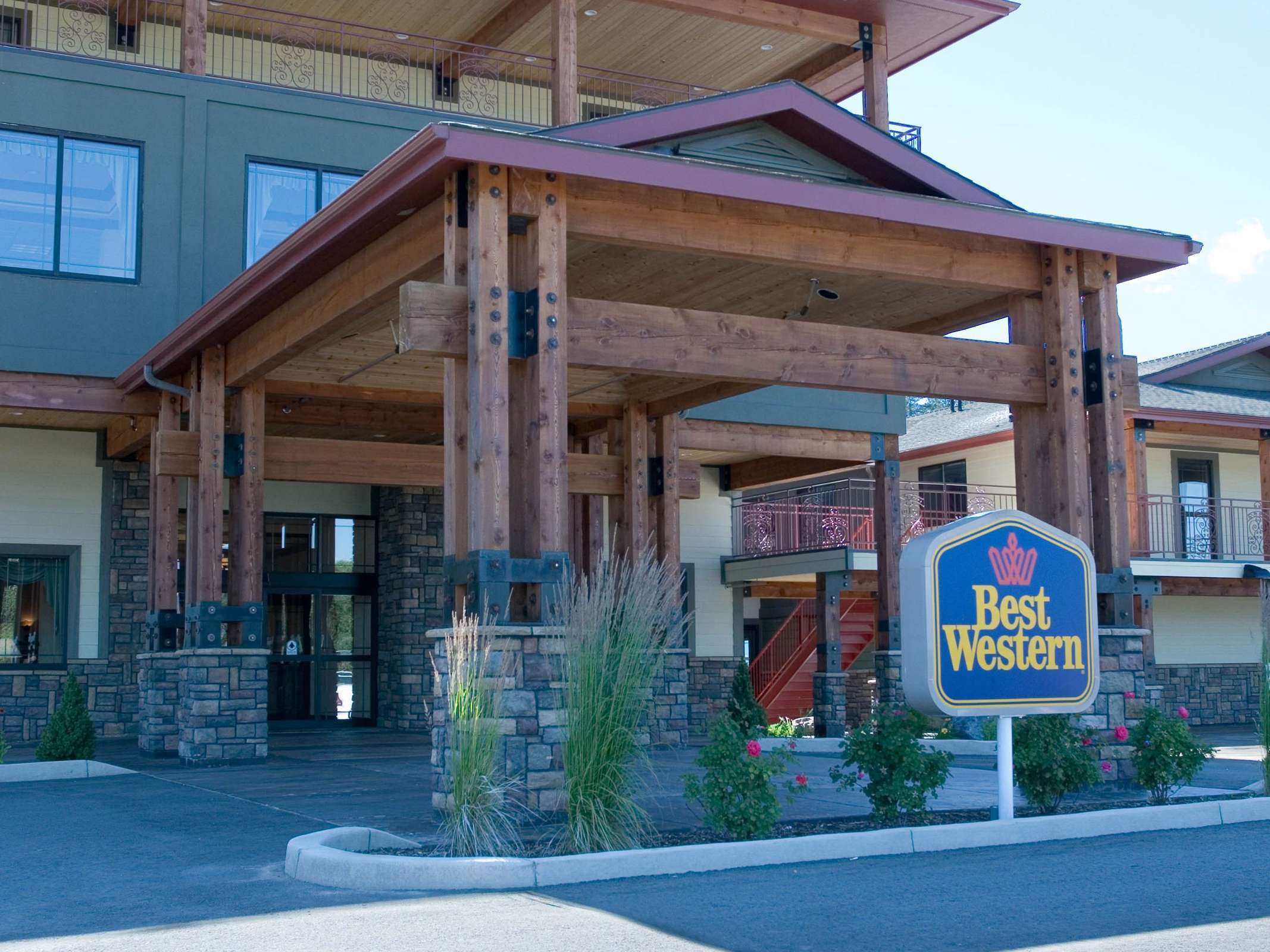Best Western Plus Flathead Lake Inn and Suites