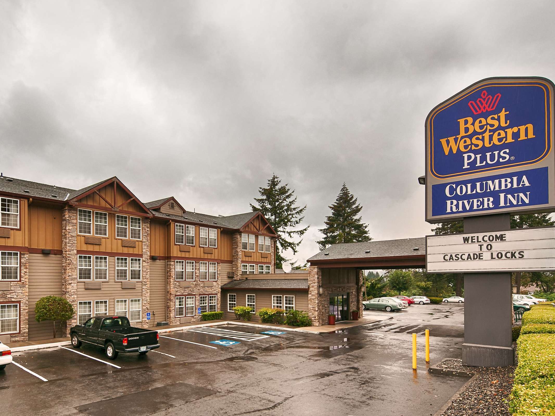 Best Western Plus Columbia River Inn