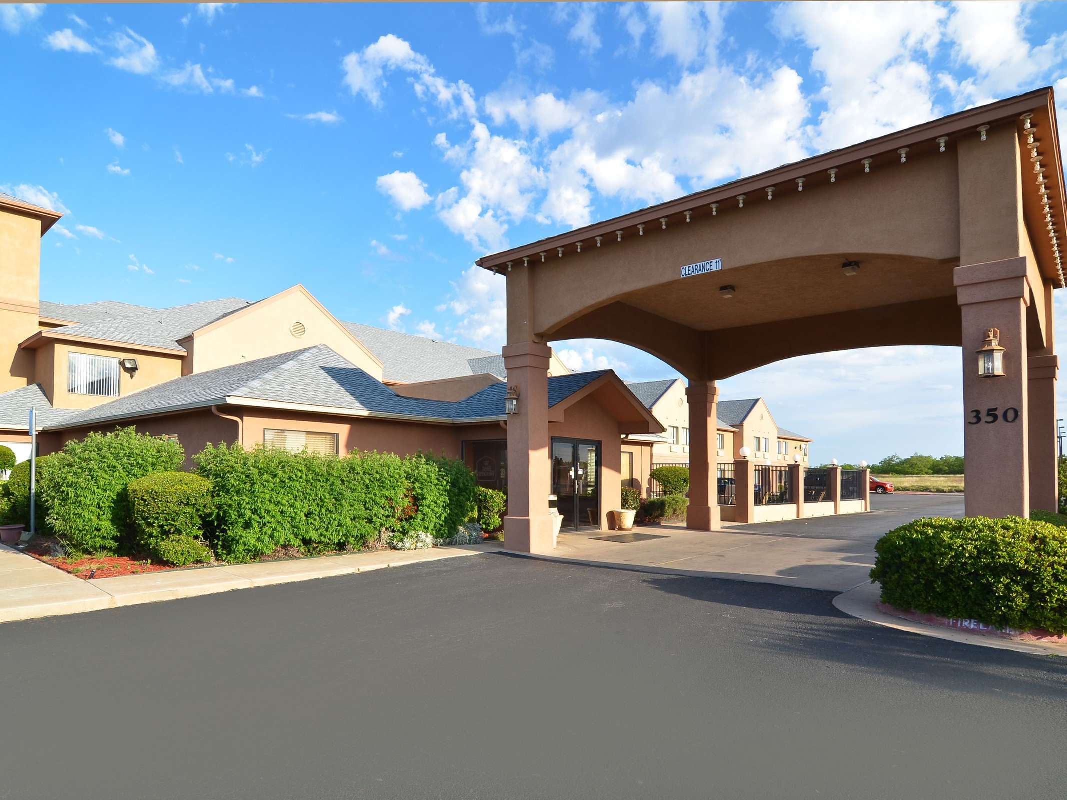 Best Western Abilene Inn & Suites