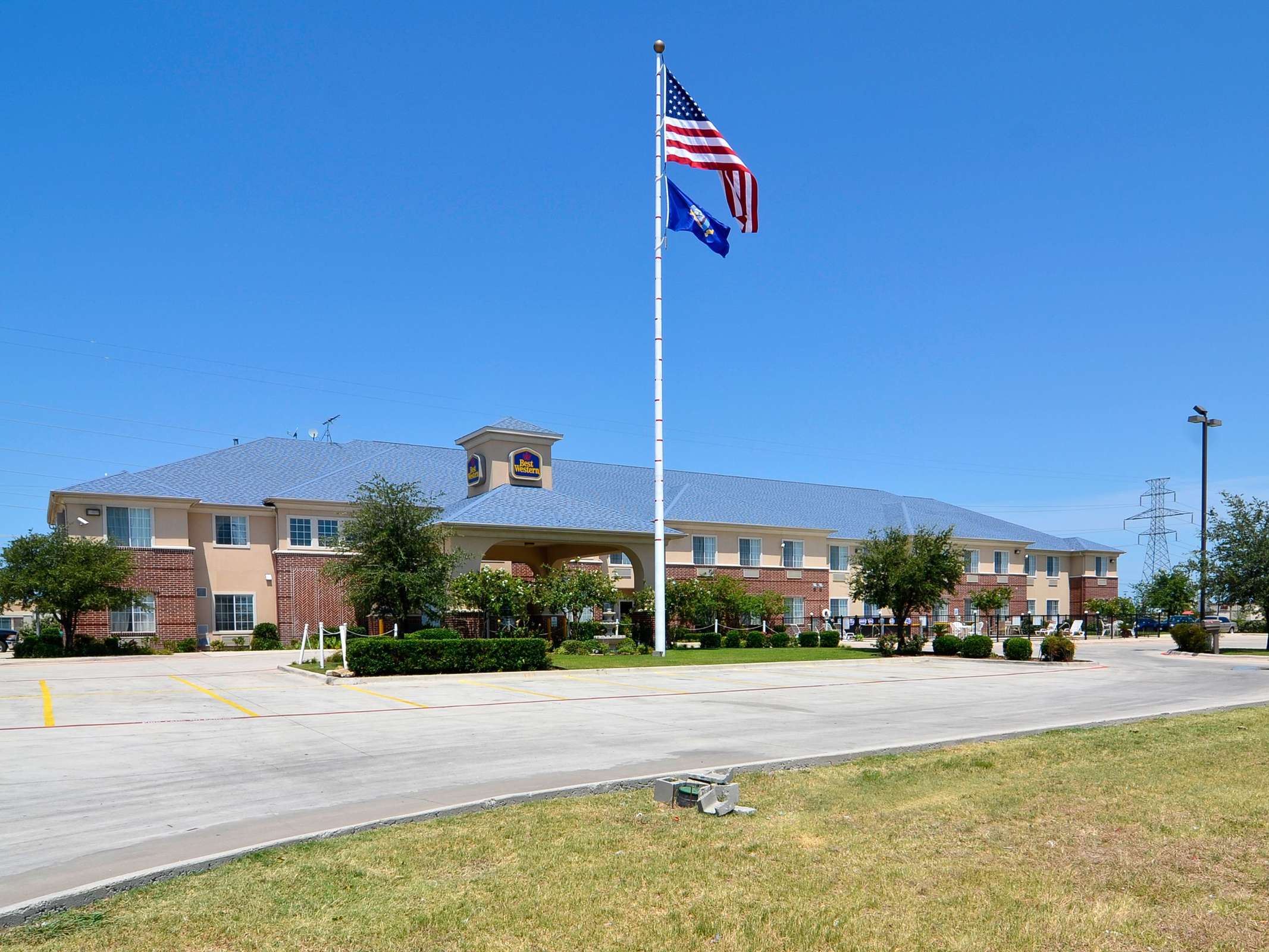 Best Western Fort Worth Inn & Suites
