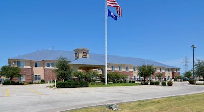 Best Western Fort Worth Inn & Suites