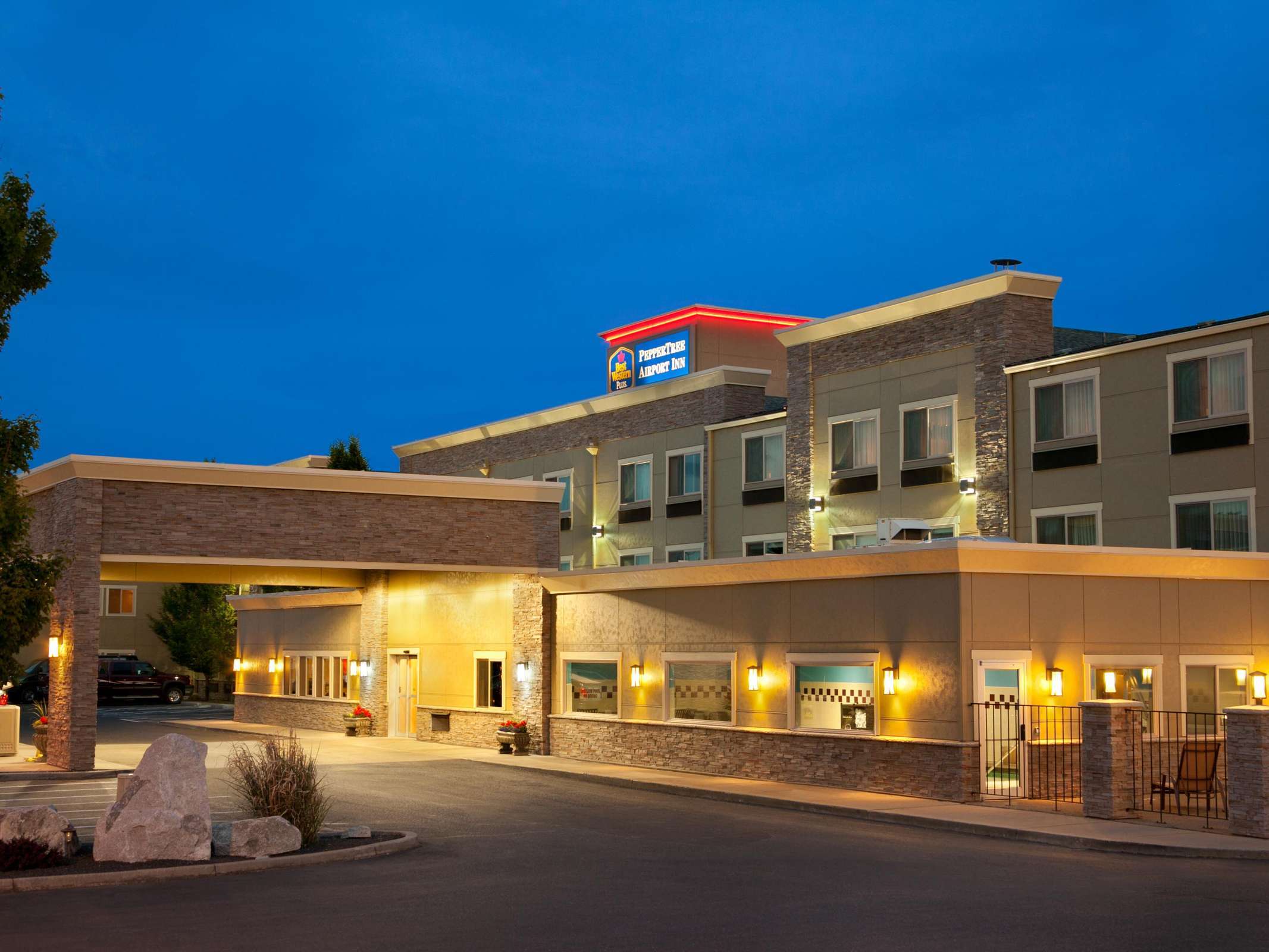 Best Western Plus Peppertree Airport Inn