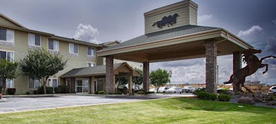 Best Western Bronco Inn