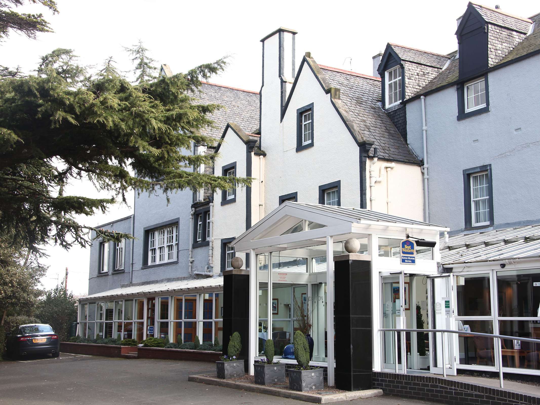 Best Western Kings Manor Hotel