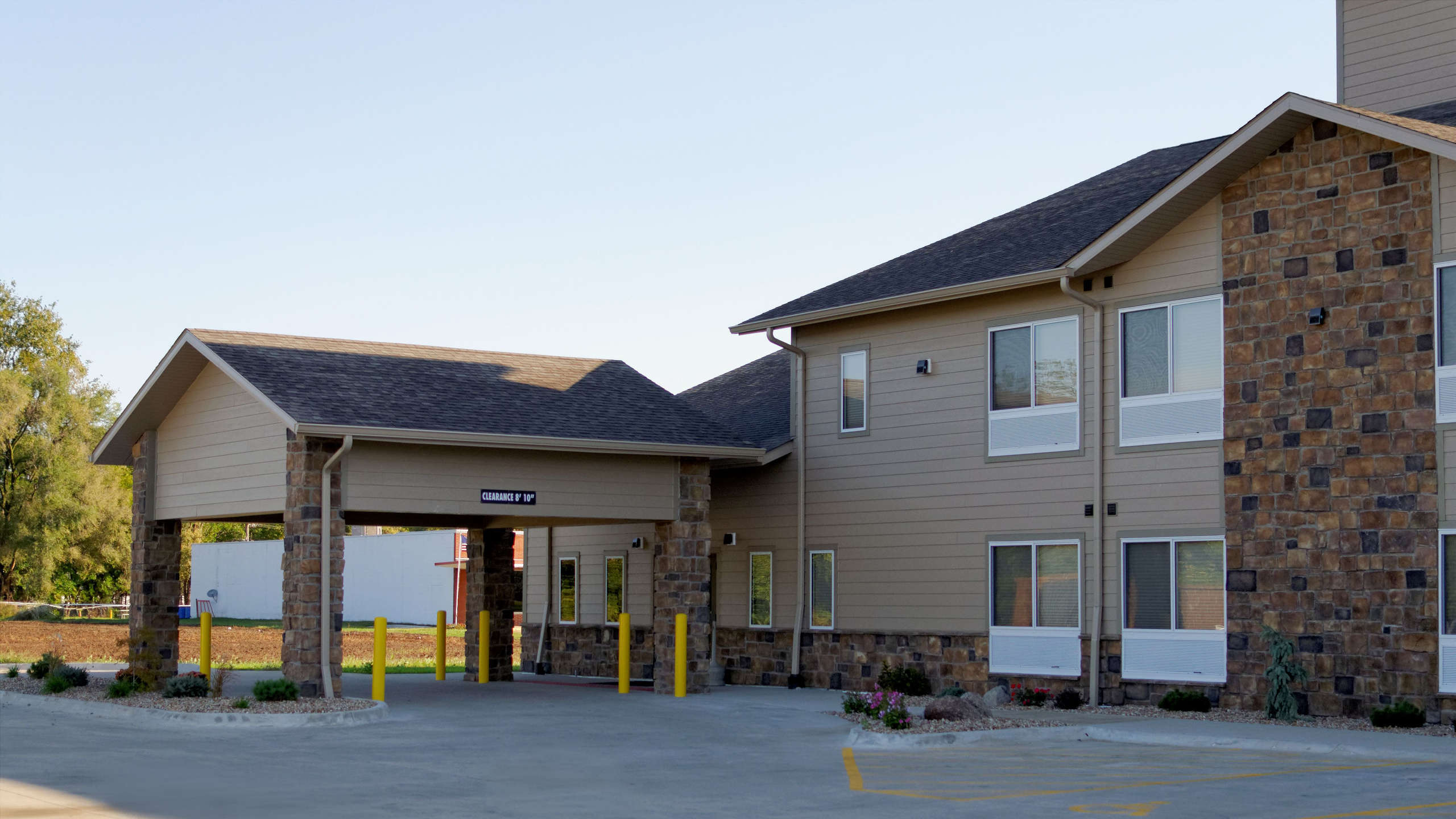 Boulders Inn Fort Madison