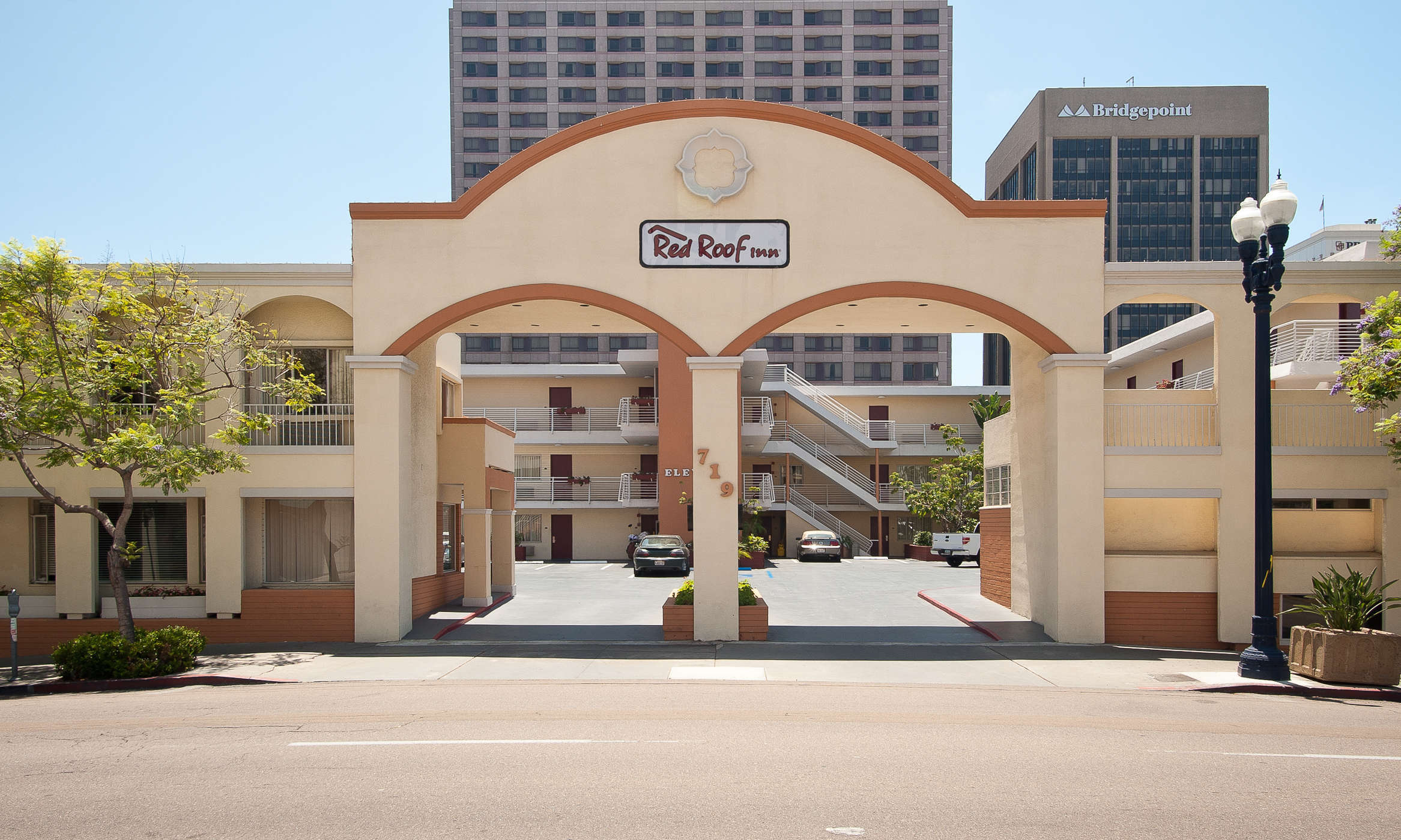 Red Roof Inn Downtown