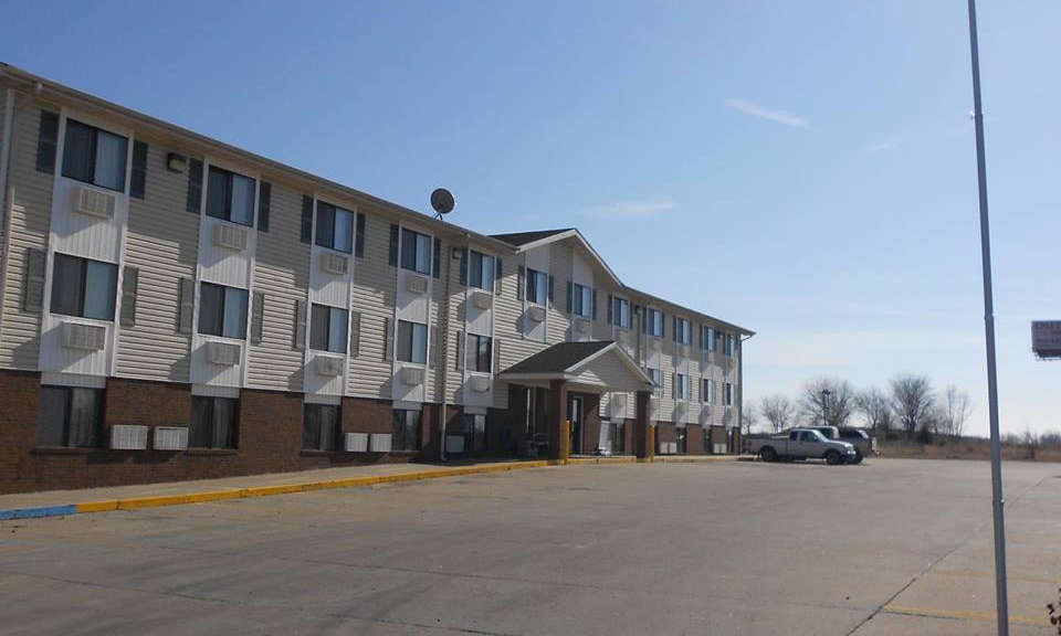 Super 8 Kingdom City