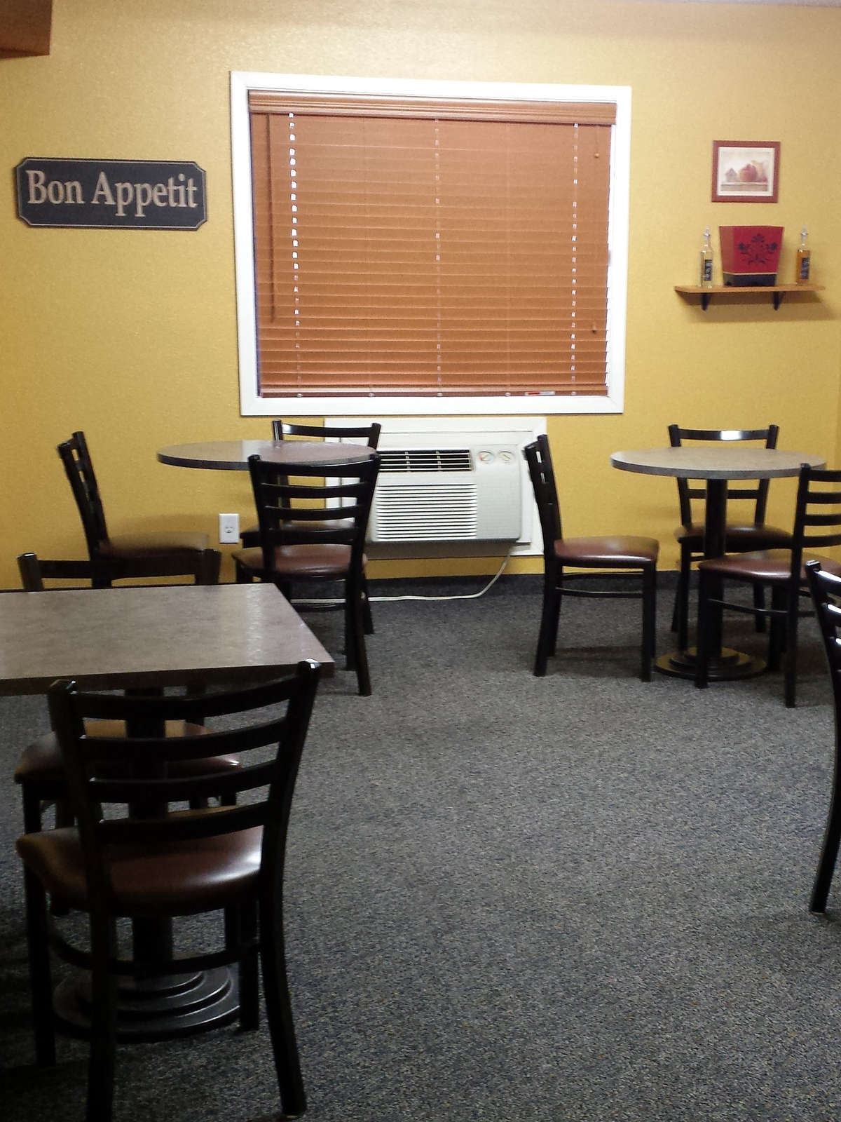 Hotel Super 8 Kingdom City photo 4