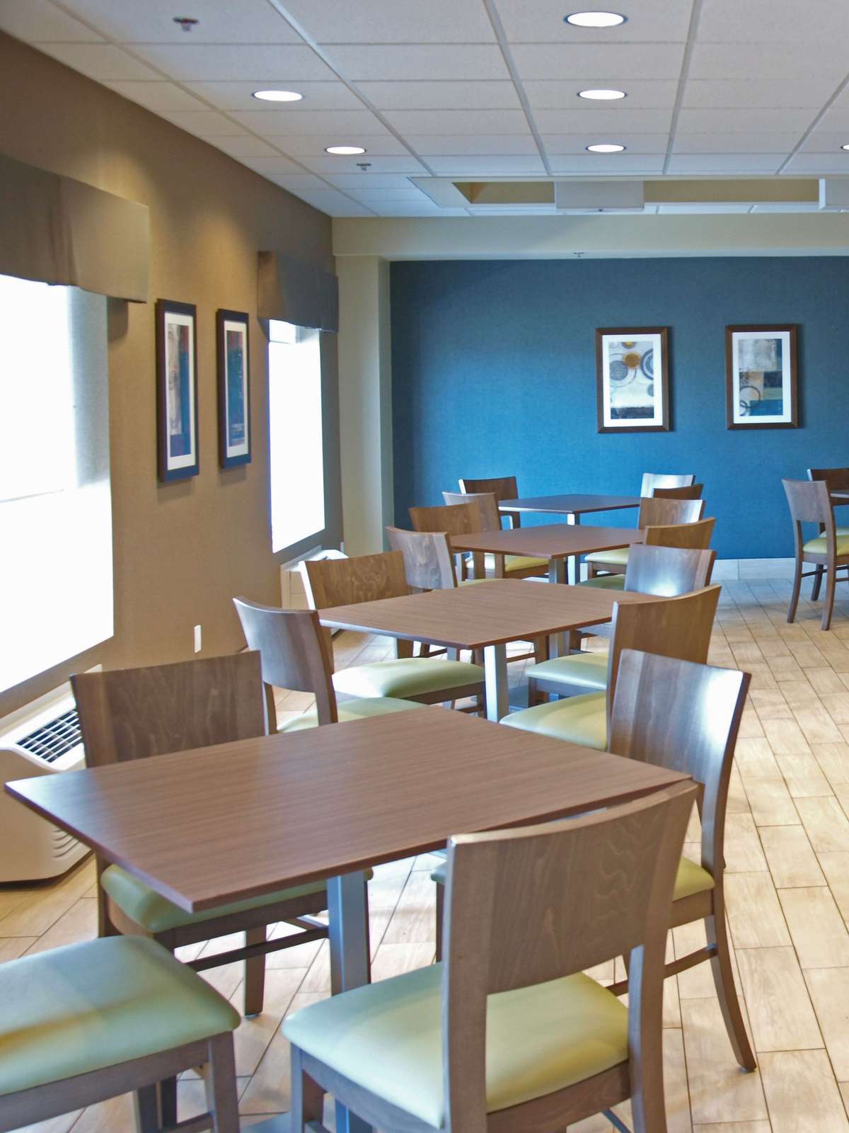 Hotel Best Western Plus Winnipeg West photo 5